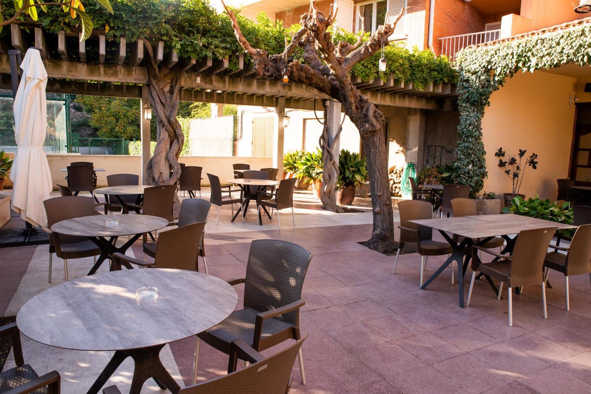 Hotel Robert La Pobla de Claramunt Εξωτερικό φωτογραφία