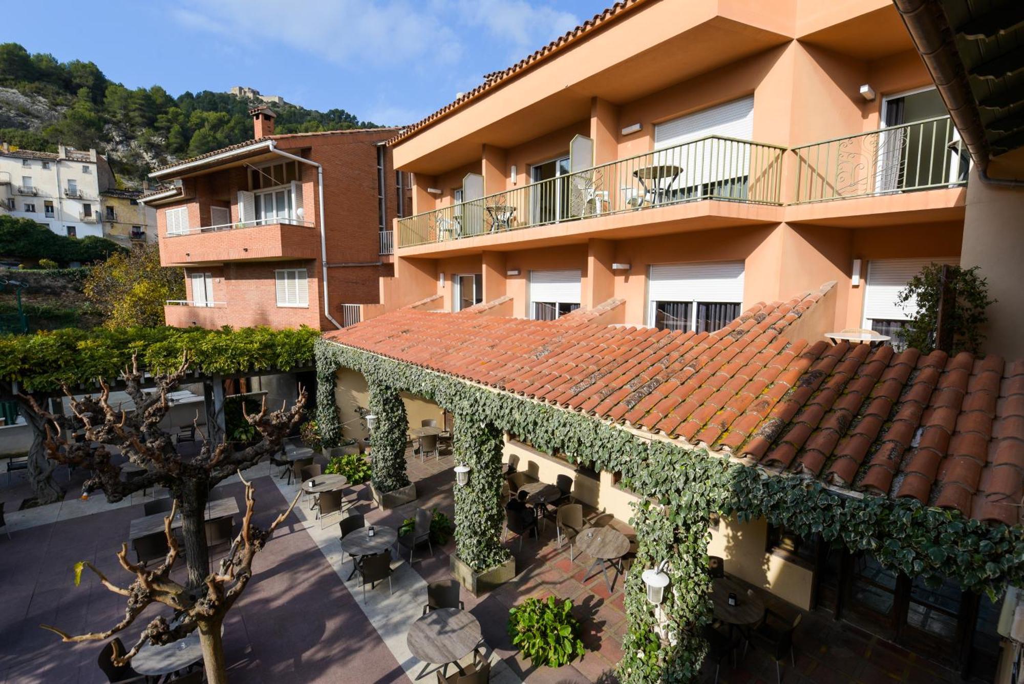 Hotel Robert La Pobla de Claramunt Εξωτερικό φωτογραφία