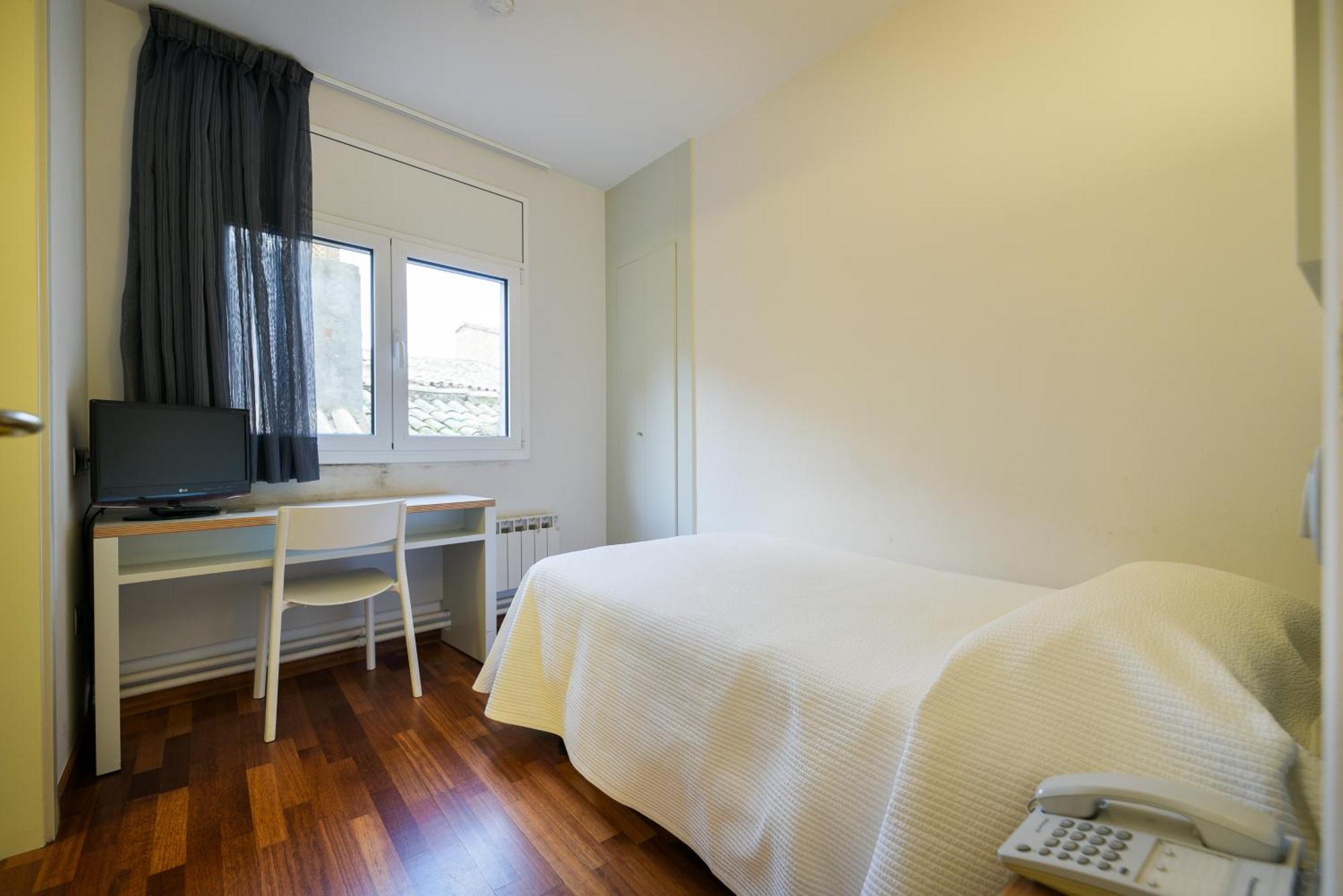 Hotel Robert La Pobla de Claramunt Εξωτερικό φωτογραφία